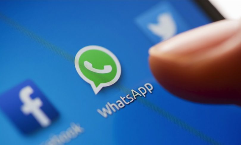 Reino Unido para los pies a Facebook y WhatsApp