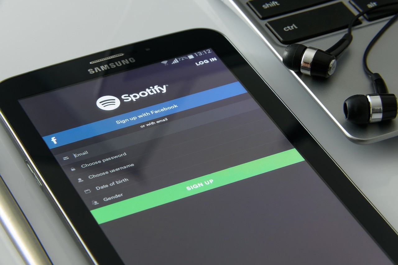 Hacienda carga contra Spotify España