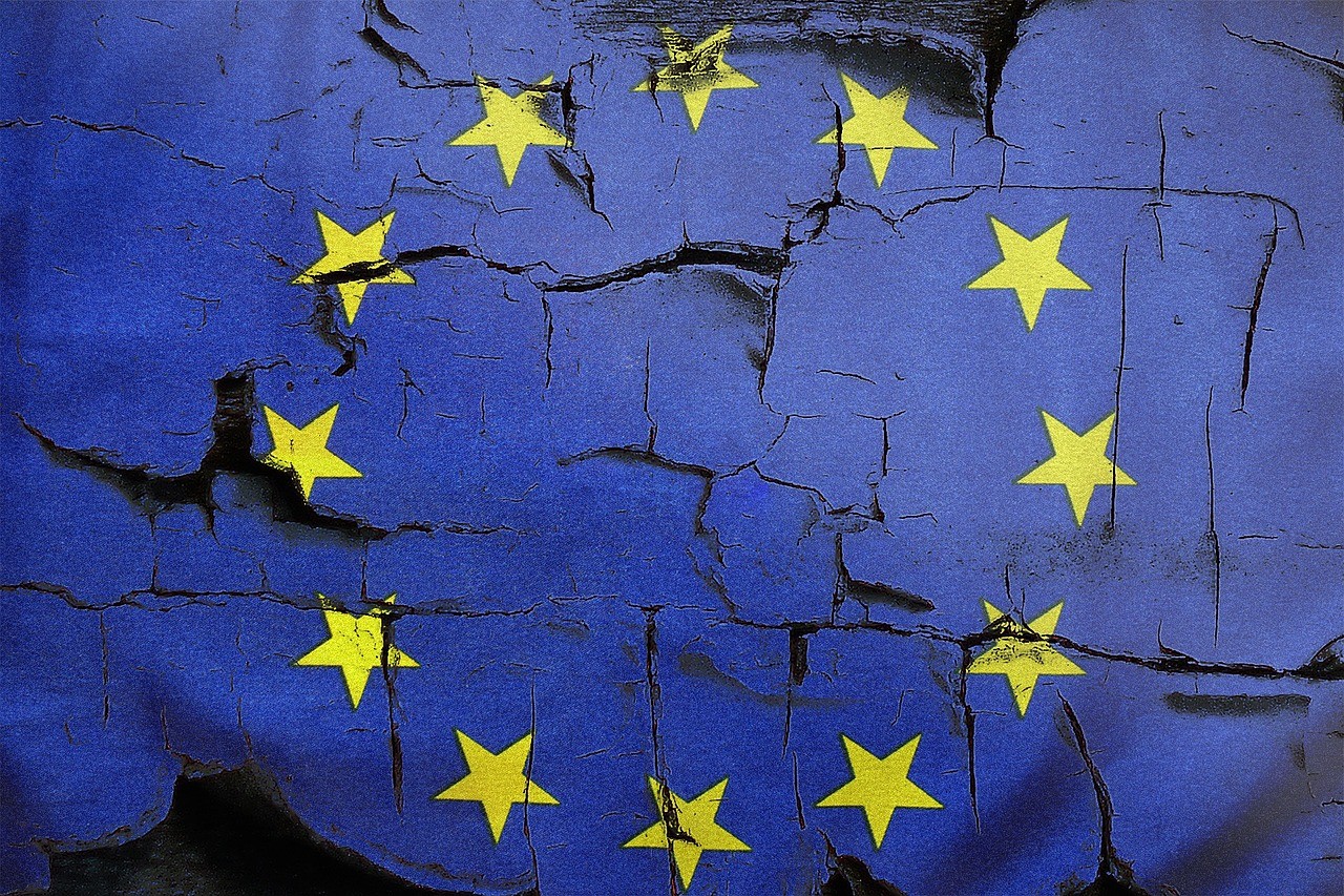 La UE apuesta por eliminar las puertas traseras electrónicas