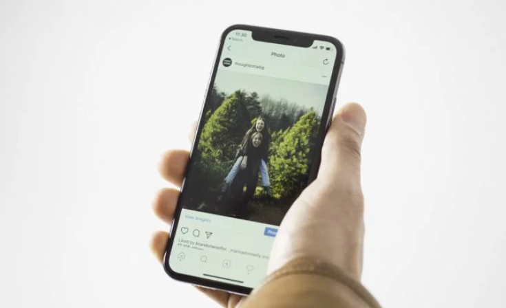 Instagram permitirá etiquetar a amigos en los vídeos